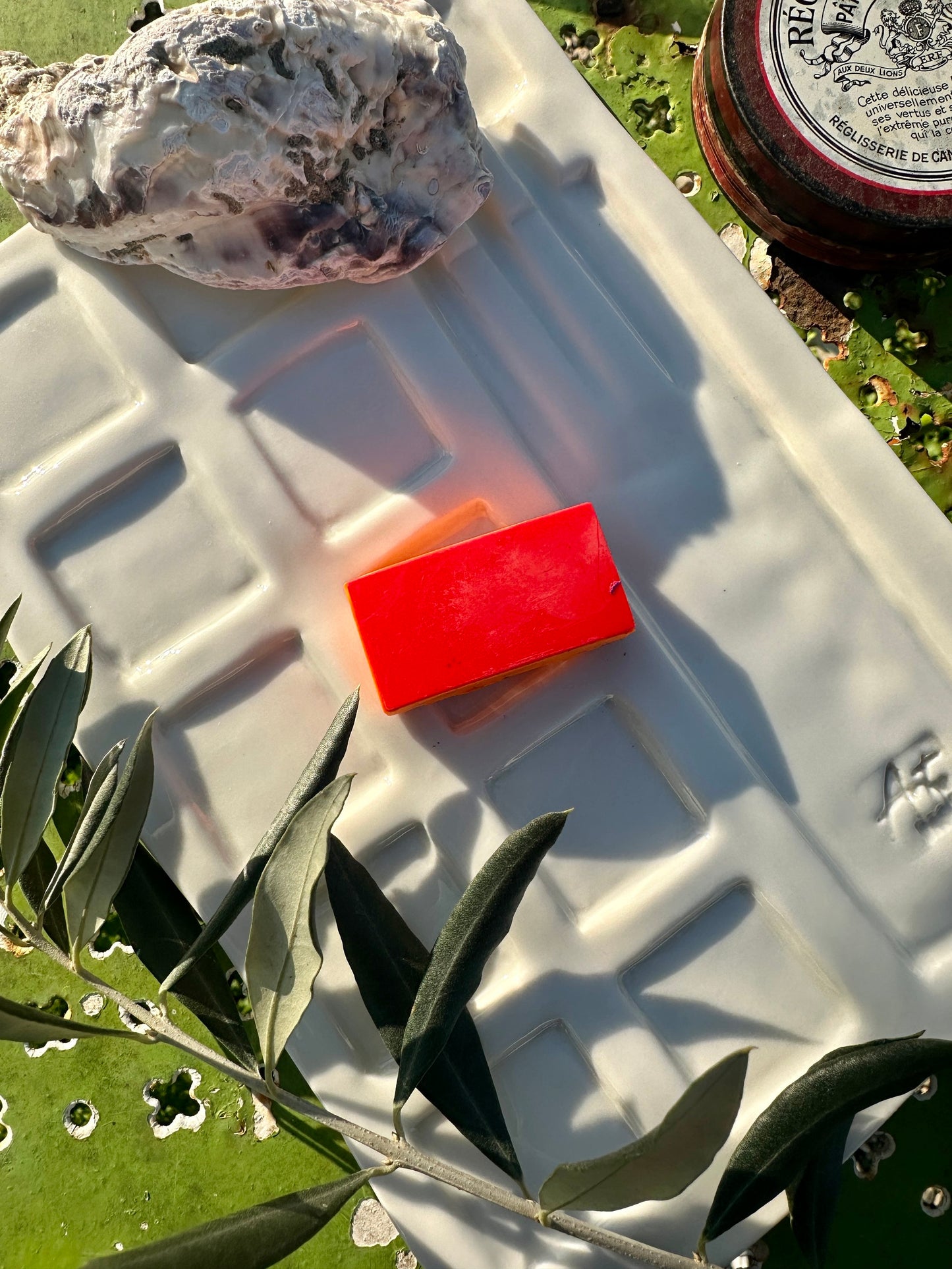 Alchemy Stone - Fluorescent Orange & Fluorescent Red